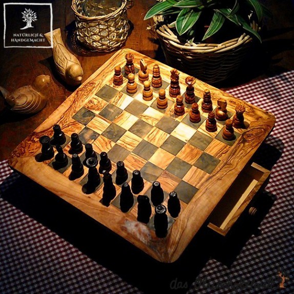 Olive Wood Resin Chess Board - Viva Oliva