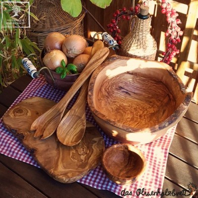 Olive wood salad bowl, large, for fruits and side dishes